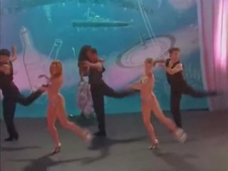 Funkytown - strictly 성욕을 자극하는 댄스 포도 수확 흑단 가슴.