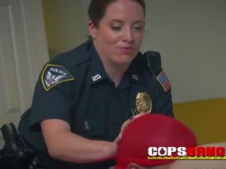 Putz Loving Milf Cops Suck Off Criminals Huge Black penis