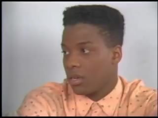 Ona zee давайки млад черни мъж един прослушване: безплатно мръсен видео 3e