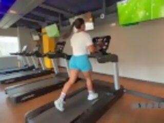 Fitness model with a big ass cums next thing right after meeting a new suitor at the gym -amateur couple- nysdel