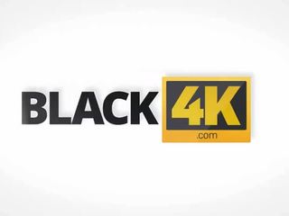 Black4k. valtava peniksen of musta nuori nainen replaces lelu ja menee osaksi tyttö vaikerrus