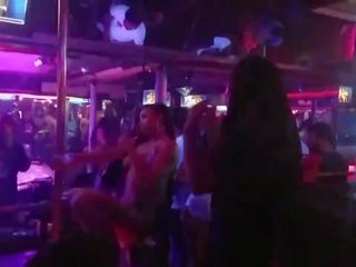 Desvistiéndose discoteca playhouse discoteca - miami, gratis xxx vídeo 09