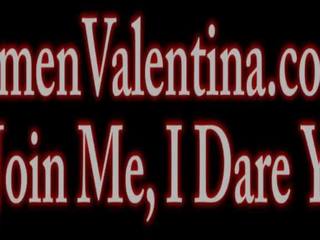 Carmen valentina wird gefickt auf gang
