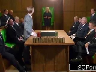 בריטי שחקנית יַסמִין jae & loulou משפיע פרלמנט decisions על ידי מְאוּדֶה מבוגר וידאו