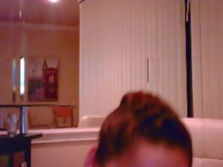 Perempuan hitam milf menggoda pada webcam