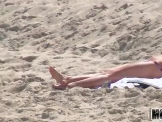 Богиня при на плаж филм starring стейси foxxx - mofos